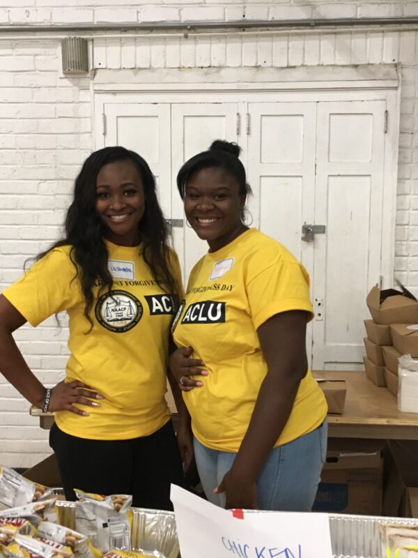 Warrant Forgiveness Day Volunteer Image