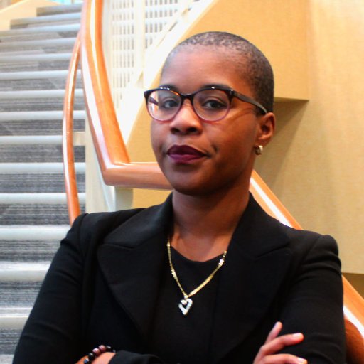 Photo of Leslie Redmond